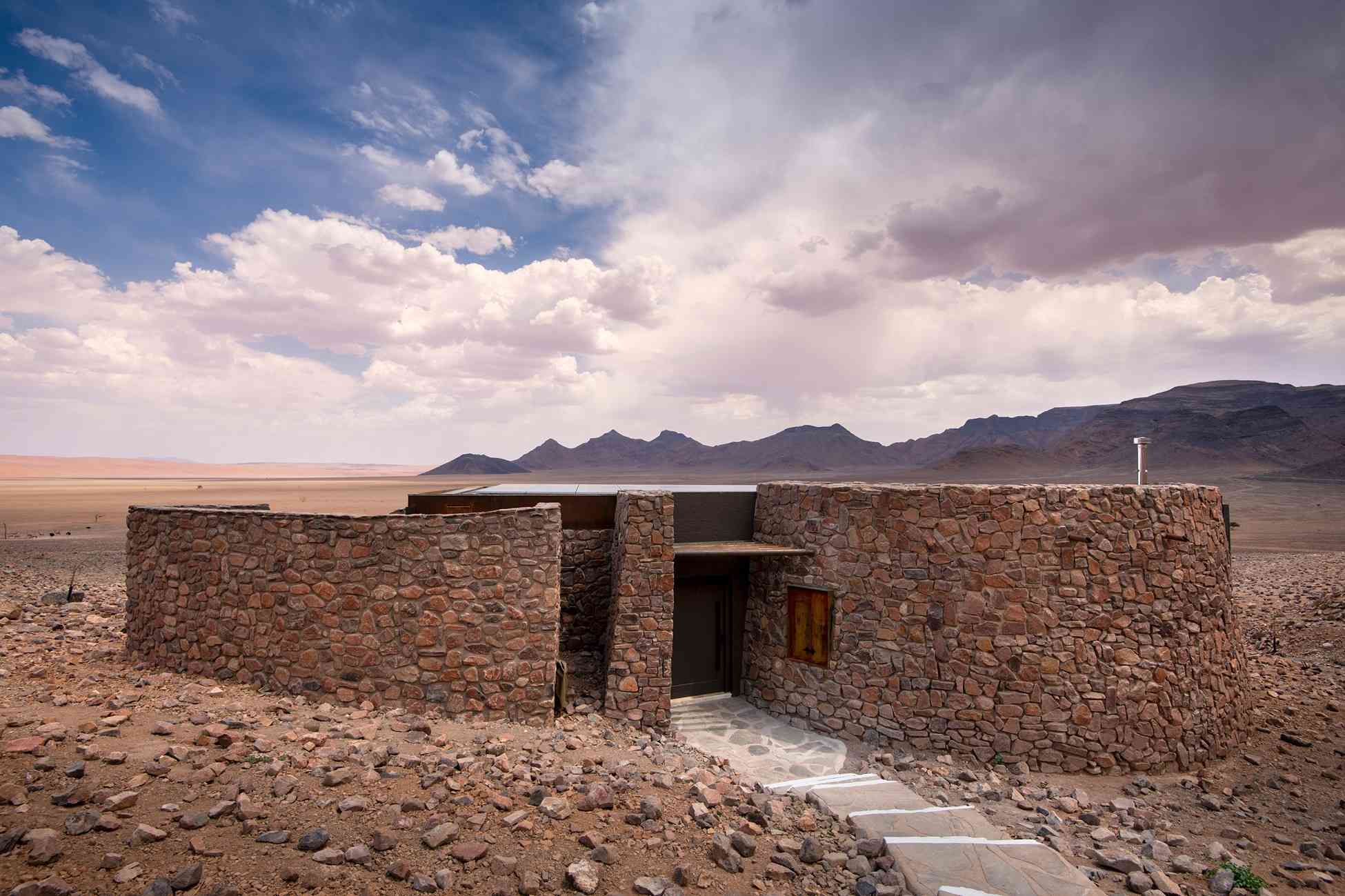 lujosa casa club en el desierto