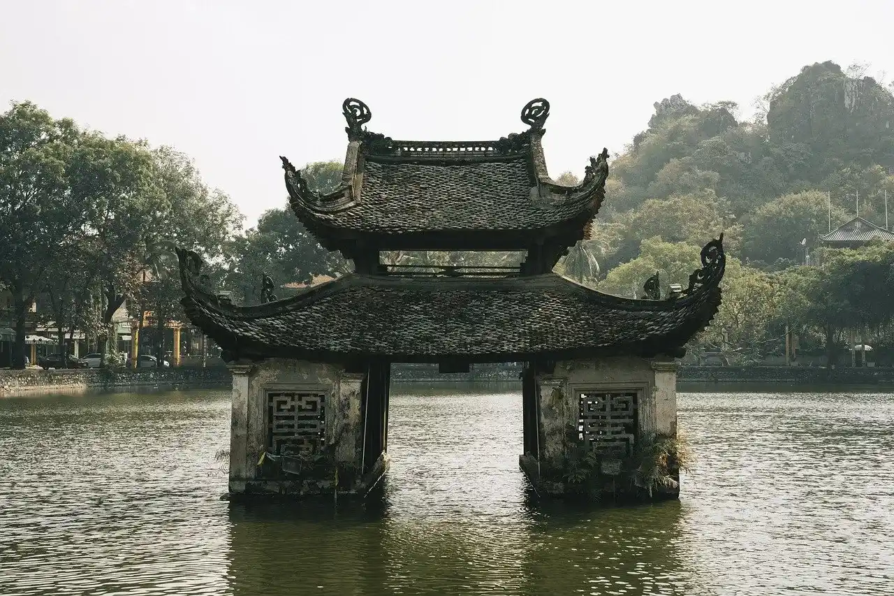 pagoda thay templo turístico en Vietnam
