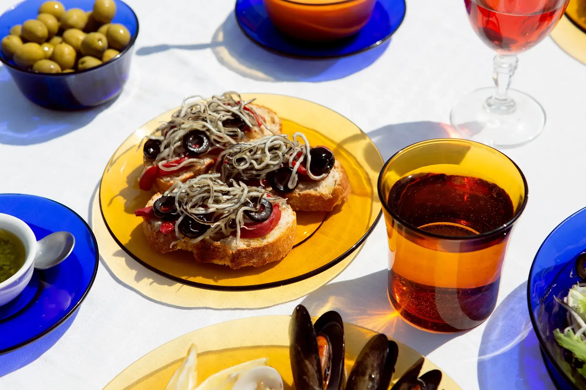 disfruta de los delicioso platillos en España